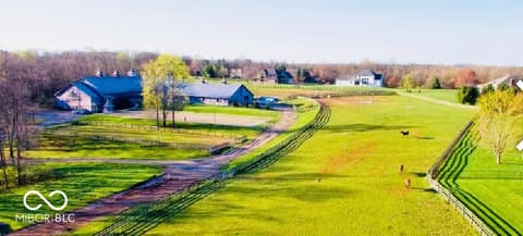 Community — 2025 N Russell Road, Bloomington, IN