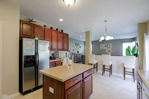 Kitchen at 10328 Ridge Line Court, Indianapolis, IN
