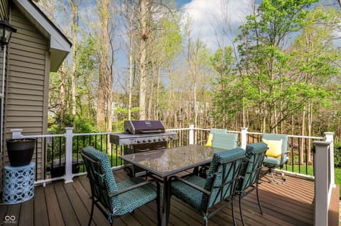Outdoor living area at 10328 Ridge Line Court, Indianapolis, IN