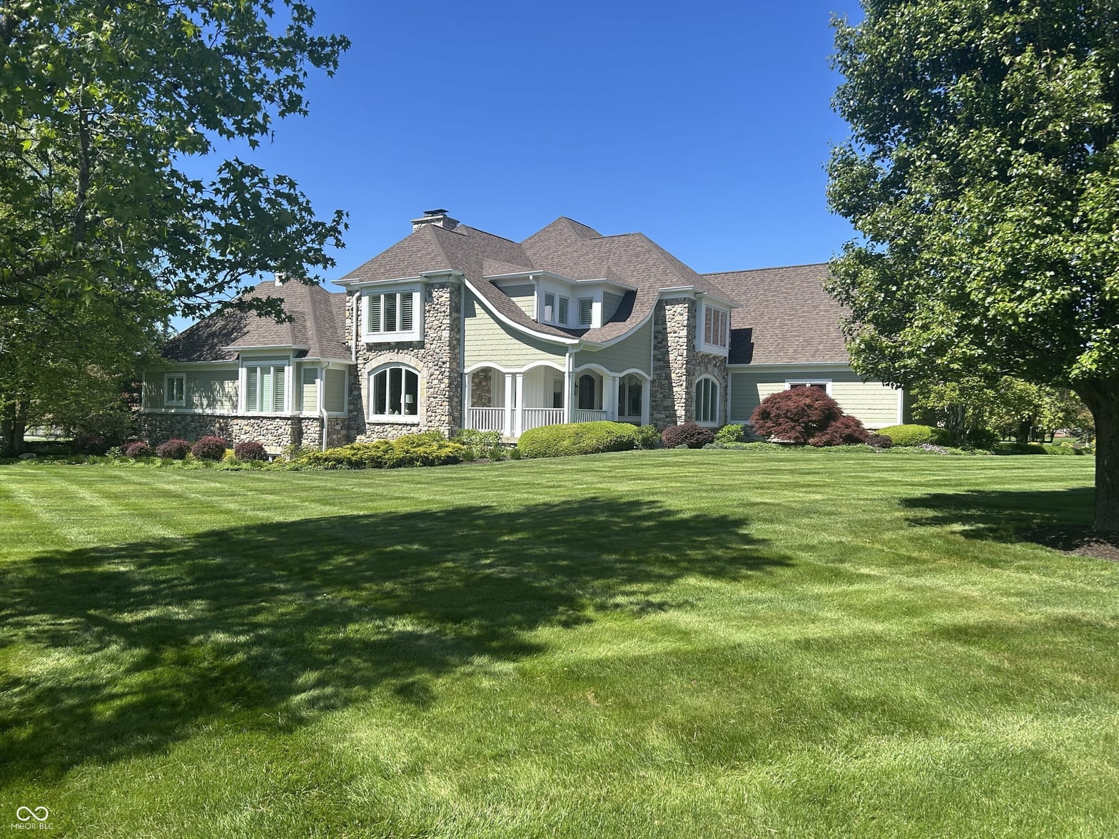 Front exterior at 8 Shannon Road, Zionsville, IN