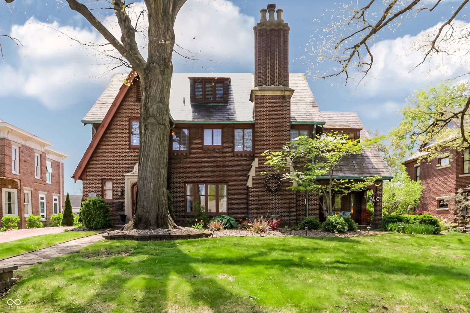 Photo of 403 E Wabash Avenue, Crawfordsville, IN