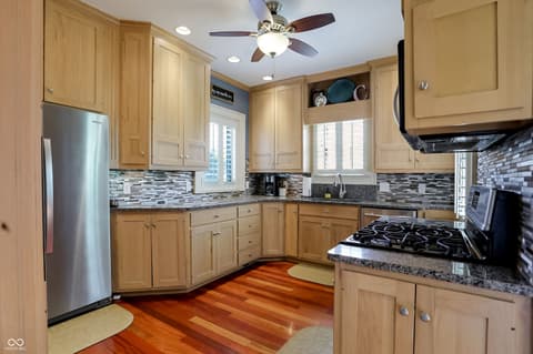 Photo of 403 E Wabash Avenue, Crawfordsville, IN