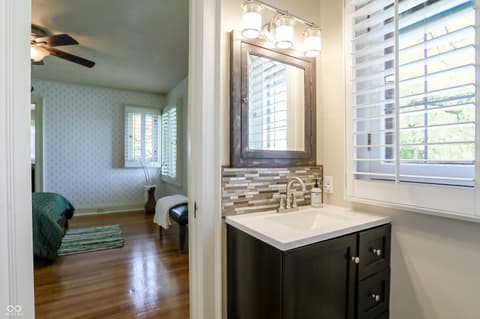 Photo of 403 E Wabash Avenue, Crawfordsville, IN