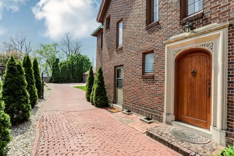 Photo of 403 E Wabash Avenue, Crawfordsville, IN