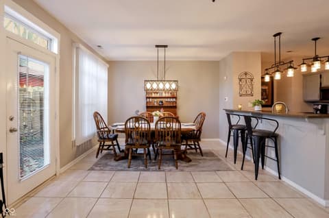 Photo of 11260 Fonthill Drive, Indianapolis, IN