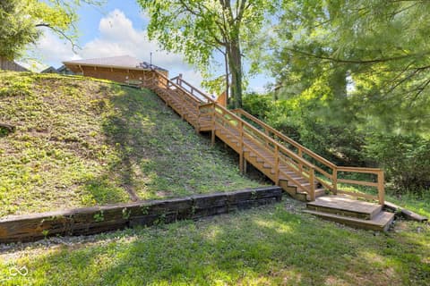 Photo of 2730 Sutherland Avenue, Indianapolis, IN