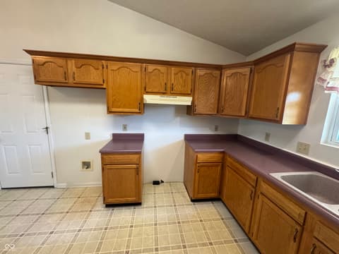 Photo of 1207 N Monroe Way, Rushville, IN