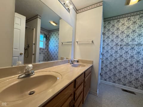 Photo of 1207 N Monroe Way, Rushville, IN
