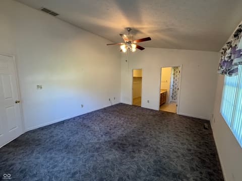 Photo of 1207 N Monroe Way, Rushville, IN