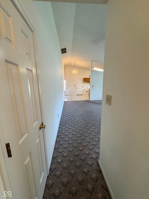 Photo of 1207 N Monroe Way, Rushville, IN