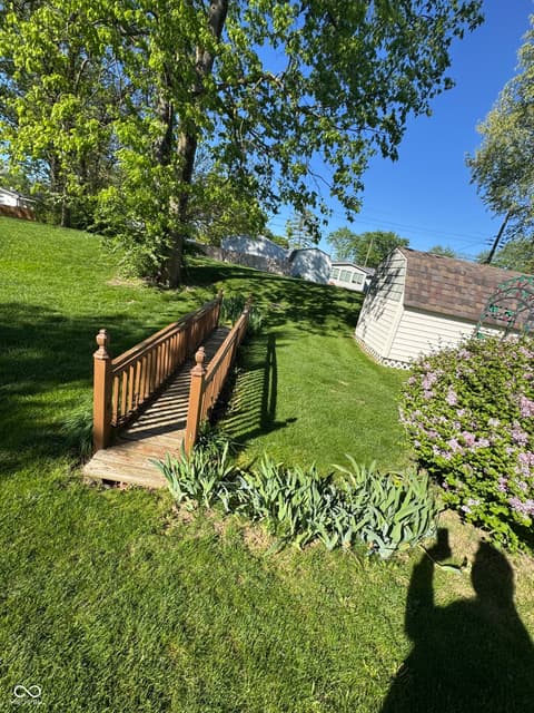 Photo of 1207 N Monroe Way, Rushville, IN