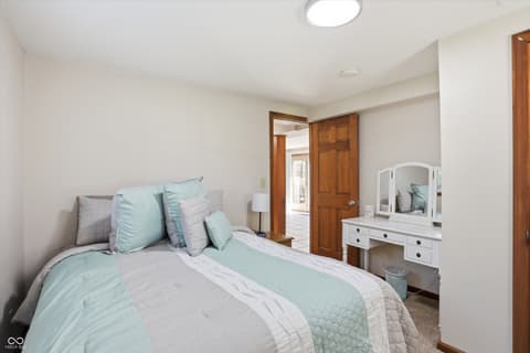 Photo of 113 King Arthur Drive, Franklin, IN