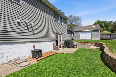 Photo of 113 King Arthur Drive, Franklin, IN