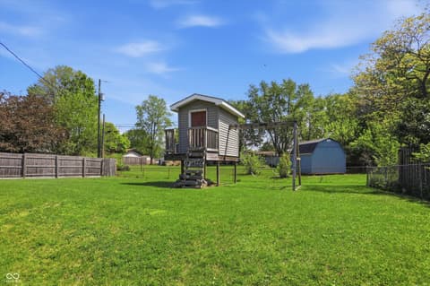 Photo of 113 King Arthur Drive, Franklin, IN