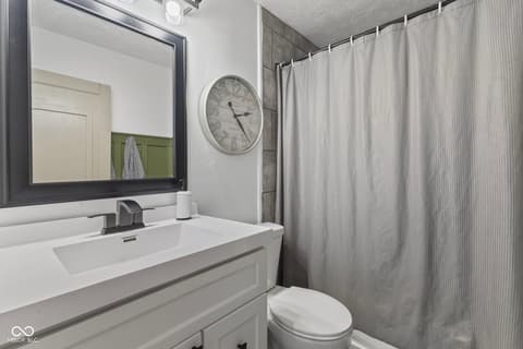 Photo of 5429 W Mooresville Road, Indianapolis, IN