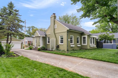 1520 Kessler Boulevard East Drive
