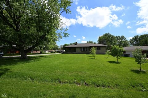 Photo of 957 E Cragmont Drive, Indianapolis, IN