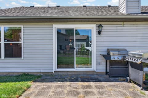 Photo of 1547 Millridge Drive, Greenwood, IN