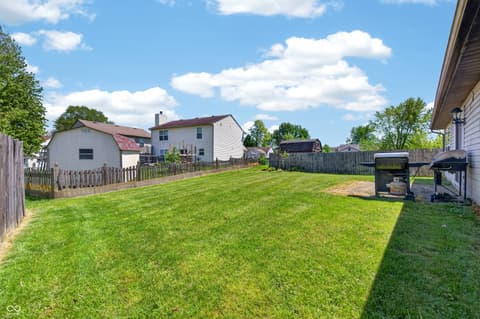Photo of 1547 Millridge Drive, Greenwood, IN