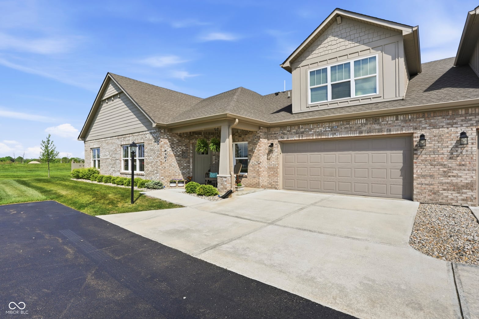 Photo of 2307 Saddle Drive, Shelbyville, IN