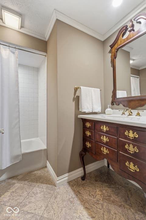 Photo of 22704 Essig Avenue, Noblesville, IN