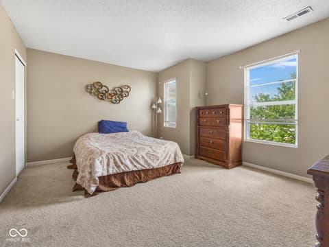 Photo of 917 Balto Drive, Shelbyville, IN