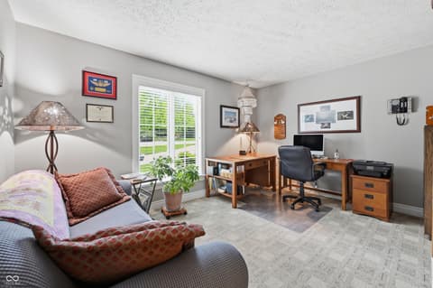 Photo of 3806 N Foxcliff Drive E, Martinsville, IN