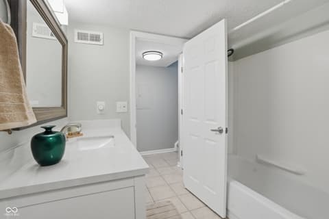 Photo of 1304 N Alabama Street, Indianapolis, IN