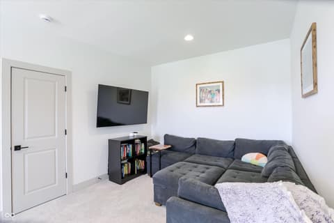 Loft — 1389 Chatham Hills Boulevard, Westfield, IN