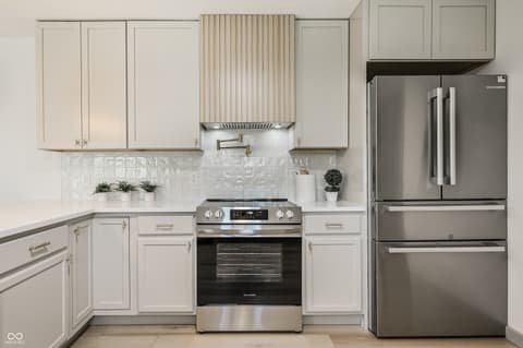 Kitchen at 302 E Brunswick Avenue, Indianapolis, IN