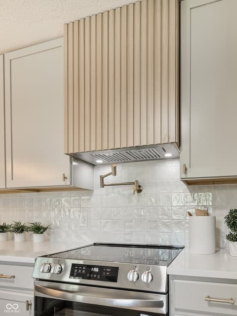 Kitchen at 302 E Brunswick Avenue, Indianapolis, IN
