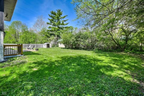 Yard at 302 E Brunswick Avenue, Indianapolis, IN