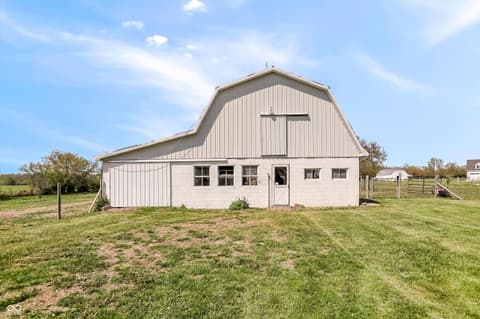 Out Buildings — 9796 W 300 S, Lapel, IN