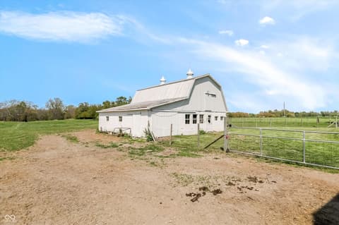 Out Buildings — 9796 W 300 S, Lapel, IN