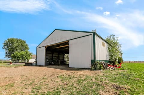 Out Buildings — 9796 W 300 S, Lapel, IN