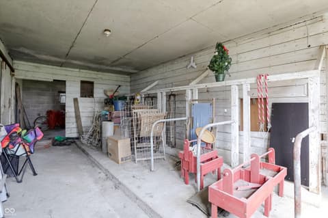 Storage — 9796 W 300 S, Lapel, IN