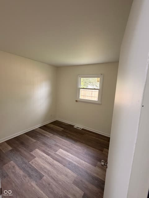 Hallway at 2105 W Purdue Avenue, Muncie, IN