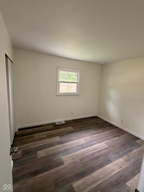 Bedroom at 2105 W Purdue Avenue, Muncie, IN