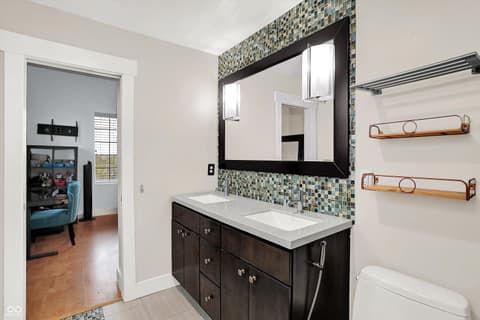 Primary bathroom at 825 N Delaware Street, Indianapolis, IN