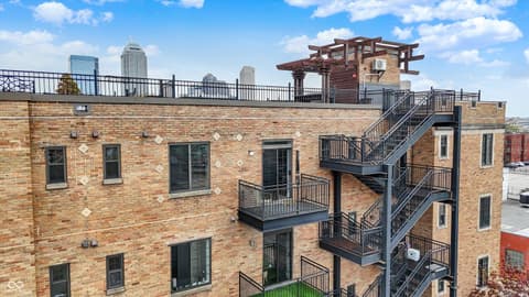 Aerial view at 825 N Delaware Street, Indianapolis, IN