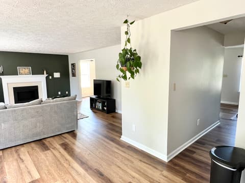 Family room at 330 Hollowview Drive, Noblesville, IN