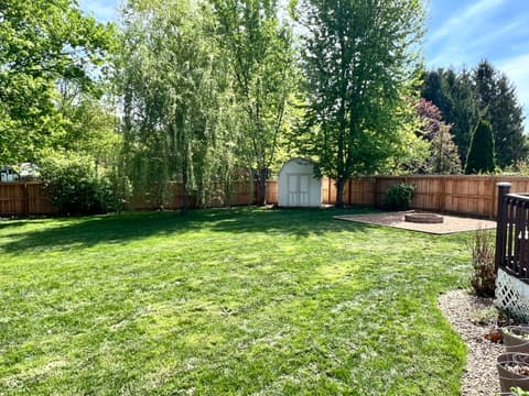 Yard at 330 Hollowview Drive, Noblesville, IN