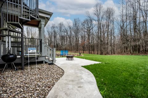 Photo of 444 State Road 229 S, Batesville, IN