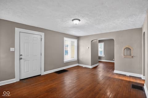 Foyer at 4024 Eastern Avenue, Indianapolis, IN