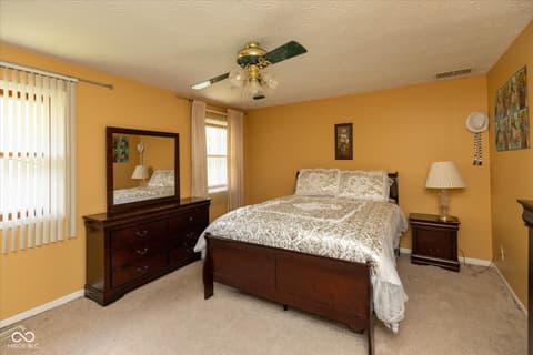 Photo of 709 Summitcrest Drive, Indianapolis, IN