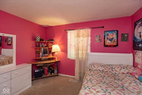 Photo of 709 Summitcrest Drive, Indianapolis, IN