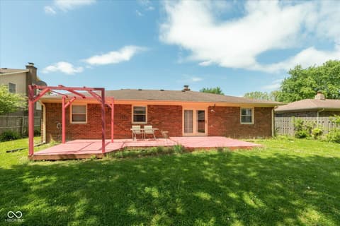 Photo of 709 Summitcrest Drive, Indianapolis, IN