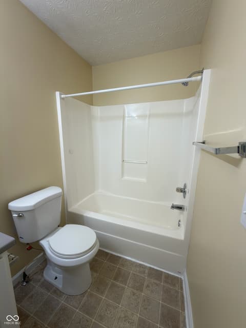 Photo of 11618 Signet Lane, Indianapolis, IN