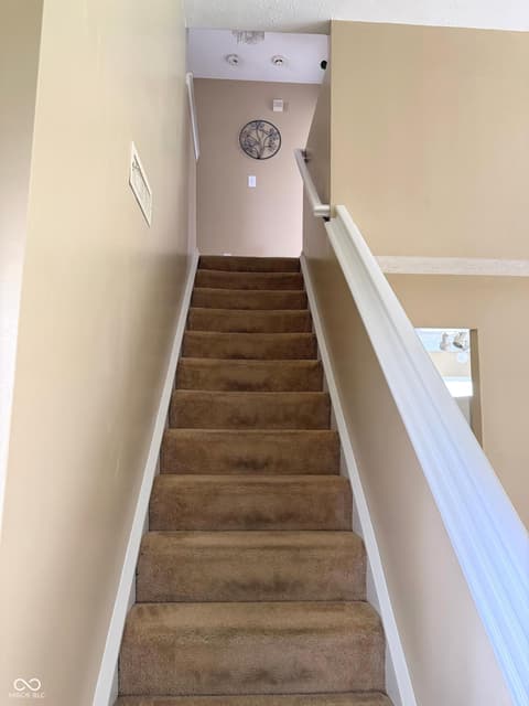 Photo of 11618 Signet Lane, Indianapolis, IN