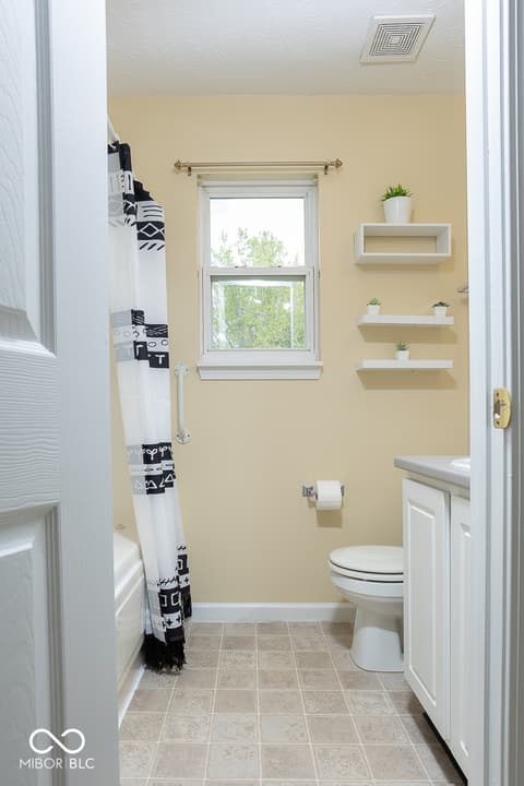 Bathroom at 11618 Signet Lane, Indianapolis, IN